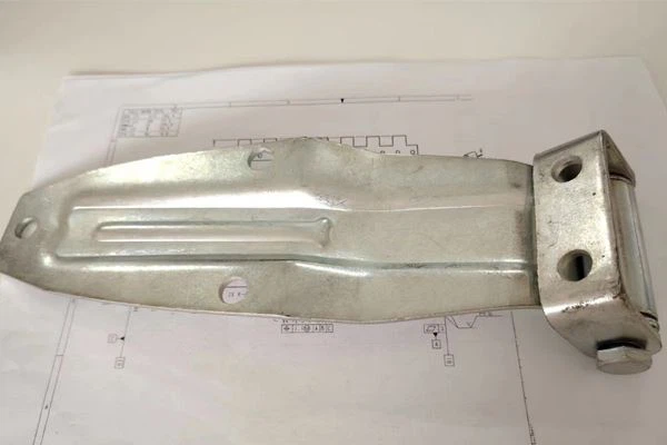 Special Vehicle Hinge